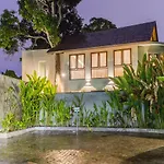 Ajiorqo Villa
